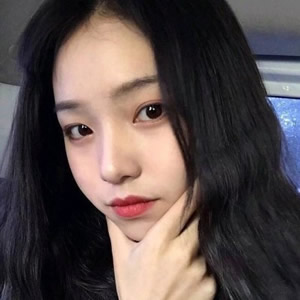 女生霸气冷艳超酷头像合集！16张拽姐范儿头像直接拿走
