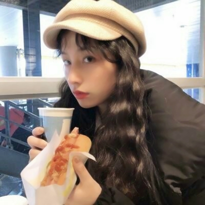 戴帽子的清新女生头像合集 36张适合当微信头像