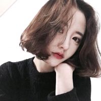 18张好看的个性短发女生头像分享