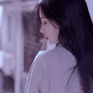 14张高清小清新长发侧脸女生QQ头像