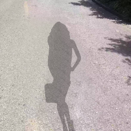 “阳光下的我vs你”表情包套装上线啦