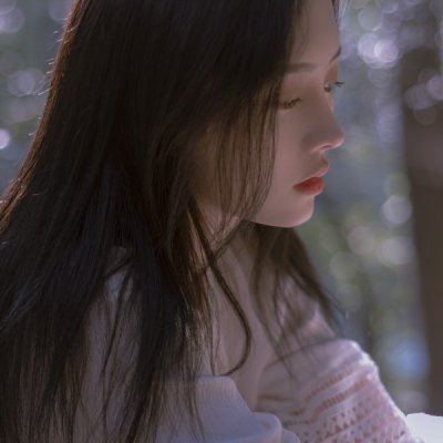 9张高清小清新美女意境头像 氛围感拉满的女生头像合集