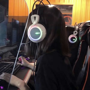 16张高清清纯可爱女生头像合集 好看又百搭