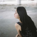 最新高清小清新女生头像合集 共12张好看头像