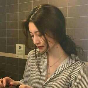 超拽霸气女生头像合集！18张高清个性QQ头像图