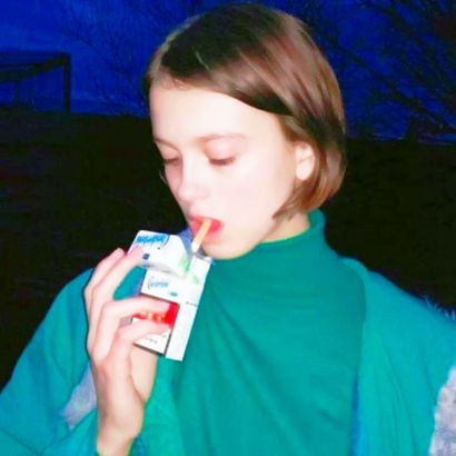 ins超火的高清欧美女头像 16张好看合集