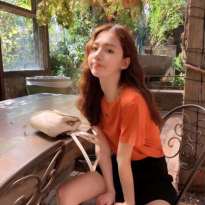 25张高清小清新风格女生微信头像 氛围感拉满