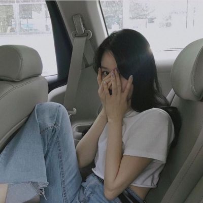 18张简约不做作的女生QQ头像 清爽大方超耐看