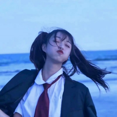 36张无文字伤感女生头像 高清质感大图合集