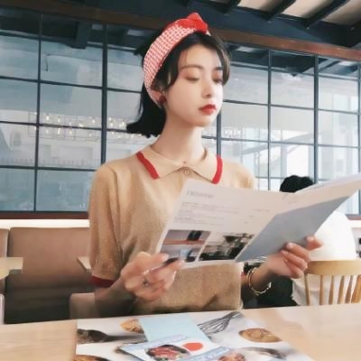 33张高清可爱QQ女头合集 潮感拉满的女生头像素材