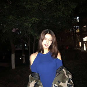16张简约气质款女生高清头像合集