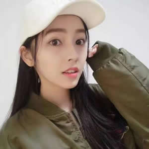 12张清新感闺蜜女生微信头像 高清无水印合集