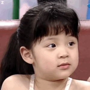 欧阳娜娜童年动态表情包来啦