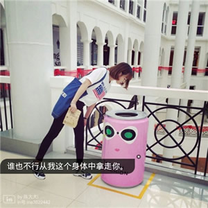 女生带字伤感背影头像合集 共12张