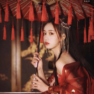12张超绝中国古风动漫女生头像，氛围感拉满