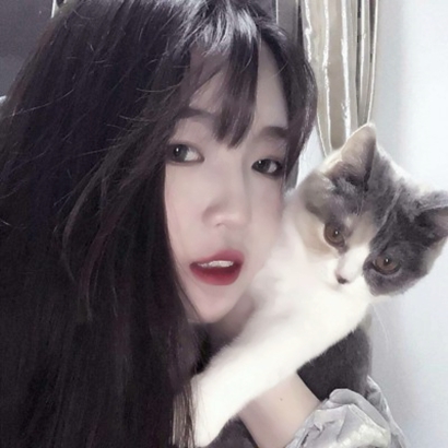 36张高清气质时尚女生QQ头像 好看又百搭