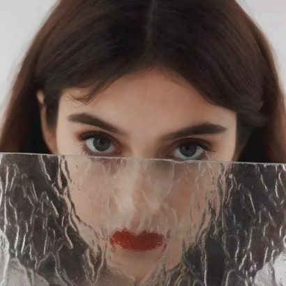 帅气感拉满！12张高清欧美女头合集