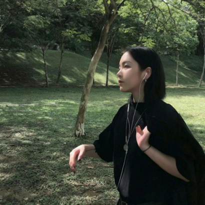 帅气女生超酷微信头像 36张高清图合集来了