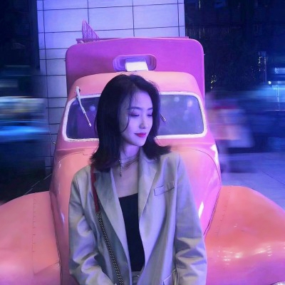 17张高清霸气社会风女生微信头像合集