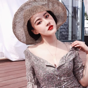 16张超绝女生健身励志头像 线条好看氛围感拉满