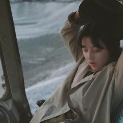 30张高清无水印个性唯美女头真人图