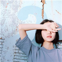 18张清纯可爱短发女生QQ头像 超适合换头像用