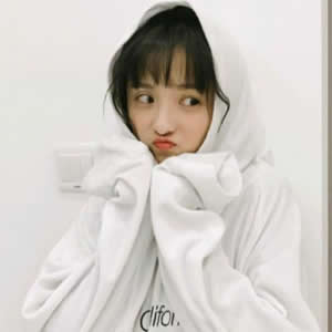 18张软萌可爱女孩微信头像 一眼就爱上的治愈感