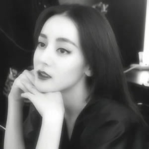 10张高清霸气高冷黑白女生头像 氛围感拉满