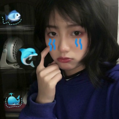 36张高清好看的女生时尚美妆头像图 速来收藏