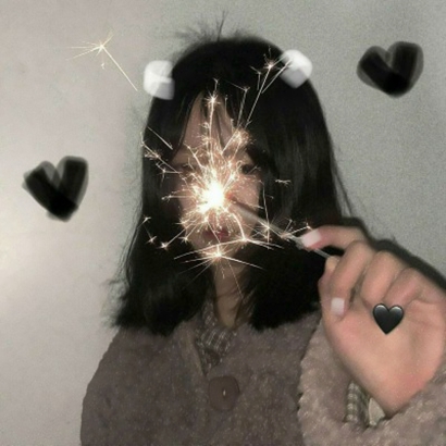 当下超火的短发女生头像合集 21张高清潮流款