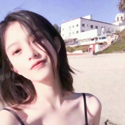 18张高清时尚女生头像 氛围感拉满