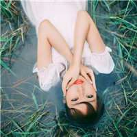 18张简约森系小清新女生头像合集