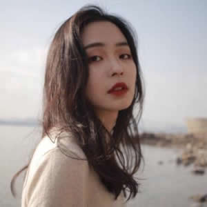 15张高清清纯唯美女生QQ头像 快来挑选你的专属头像