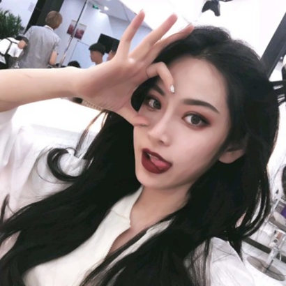 20张酷飒野感女生头像 高清霸气又带点撩人的风格