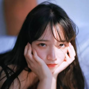 18张高清有气质的真人小清新女生微信头像