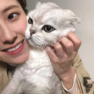 16张清新气质女生微信头像 高清唯美风格直接用