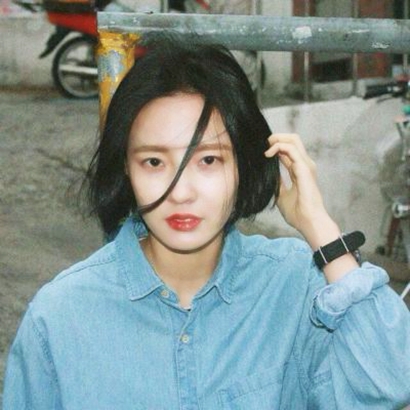 18张高清好看的短发清纯女生头像合集