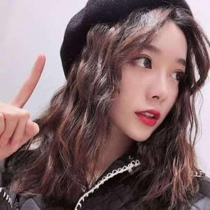 16张软萌娇羞的清纯女生头像 自带撒娇感的卖萌款