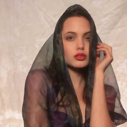 18张高清霸气欧美女生头像 风格飒爽又好看