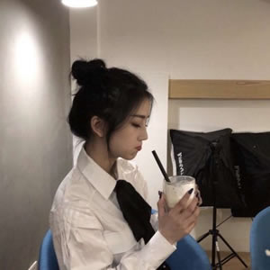 超好看的闺蜜女生头像 18张高清原图合集