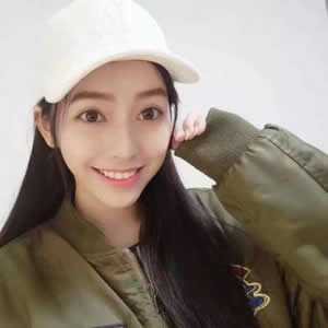 12张清新感闺蜜女生微信头像 高清无水印合集