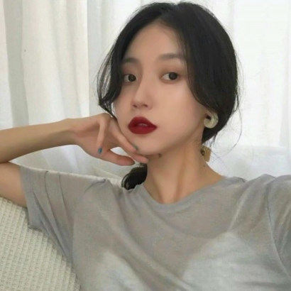 30张高清高冷御姐范女生头像 时尚感拉满的氛围感头像合集