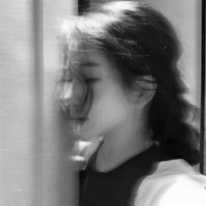 22张氛围感拉满！女生模糊感黑白QQ头像合集