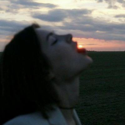 26张高清炫酷女生头像 又酷又飒太适合当头像了