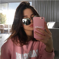 霸气又飒的墨镜女生头像 18张合集