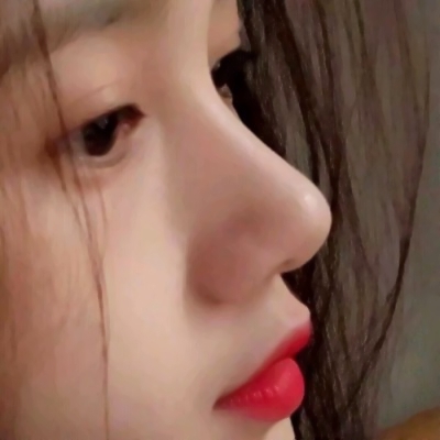 23张高清女生脸部局部特写头像合集
