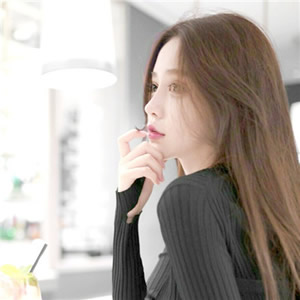 12张高清长发女生唯美QQ头像合集