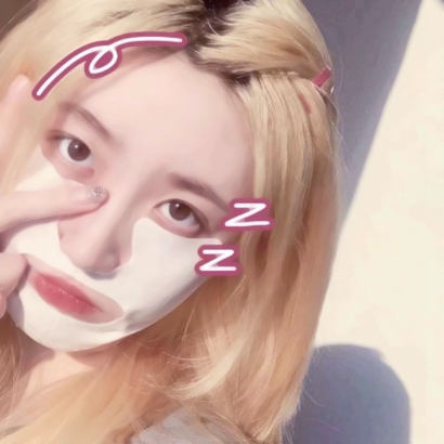 女生潮流QQ头像合集 21张高清酷感女生头像分享