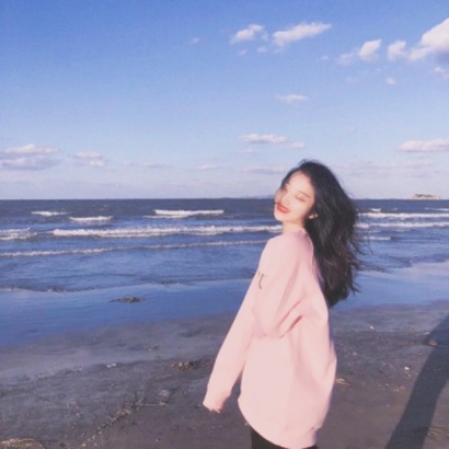 28张气质淑女高清头像 简约又温柔的女生头像合集