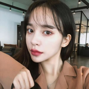 16张清新阳光感女生QQ头像 高清无水印分享